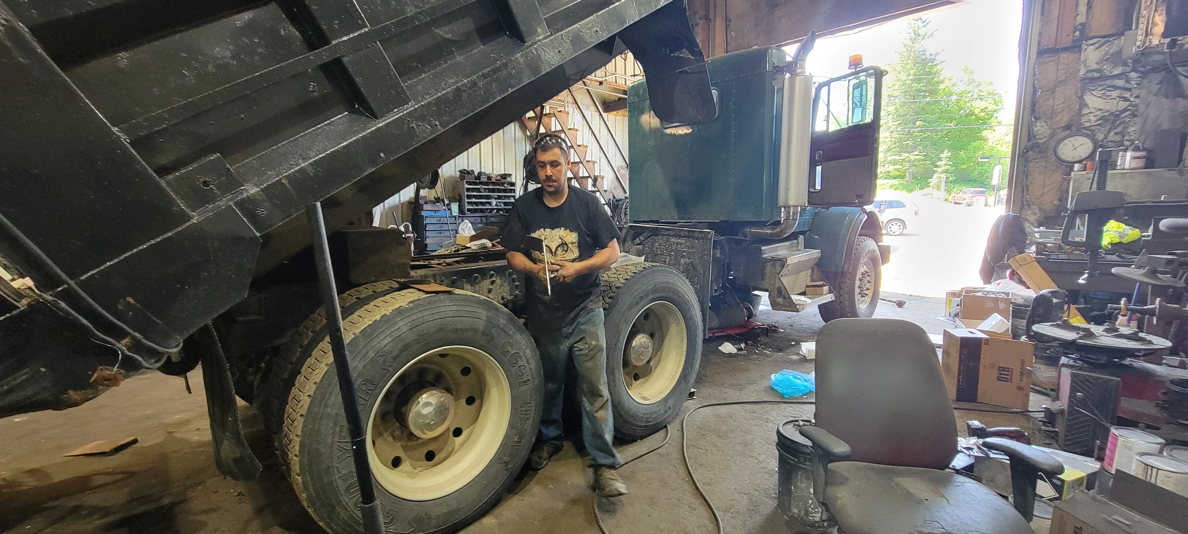 Grenier's Towing gallery photo 492 — Vermont and New Hampshire